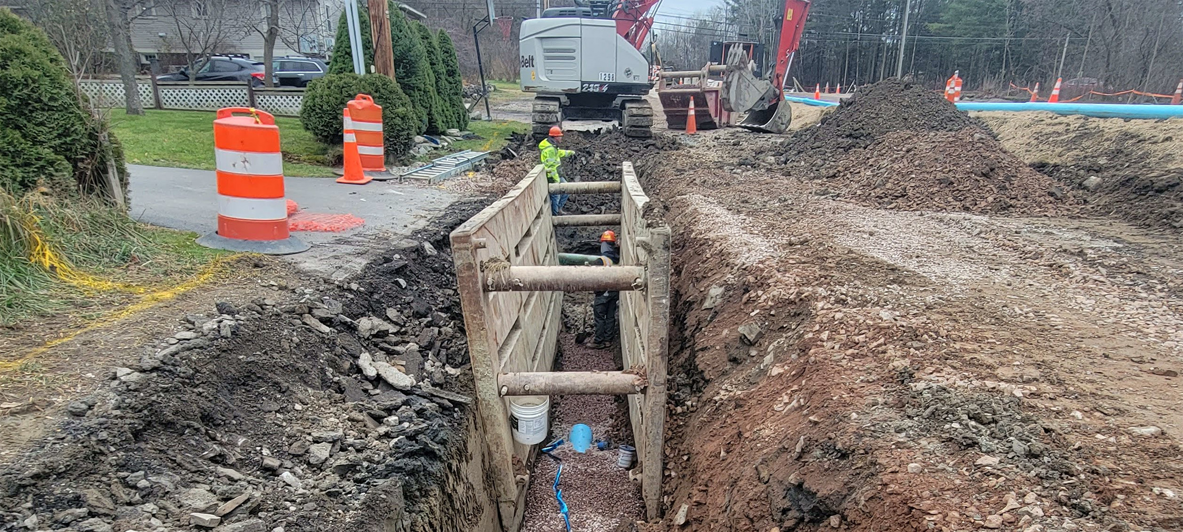 Crews install new water line throughout the south end to replace existing aging infrastructure. New water line on Batchelder Street. 